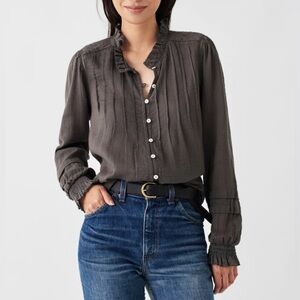 New Faherty Willa Button Front Peasant Blouse
In Faded Black Size Small